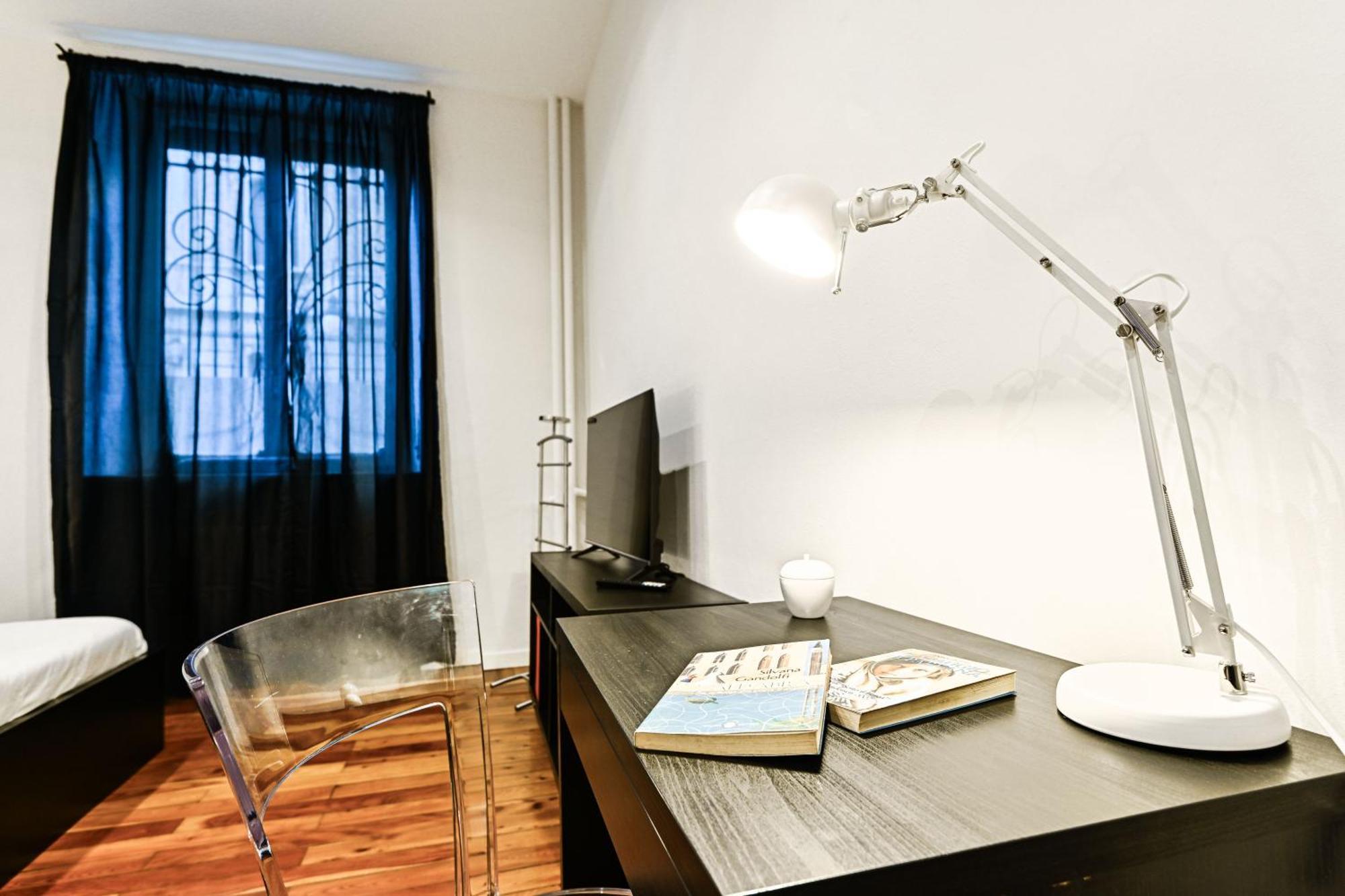Top Living Apartments - Porta Susa Turin Exterior photo