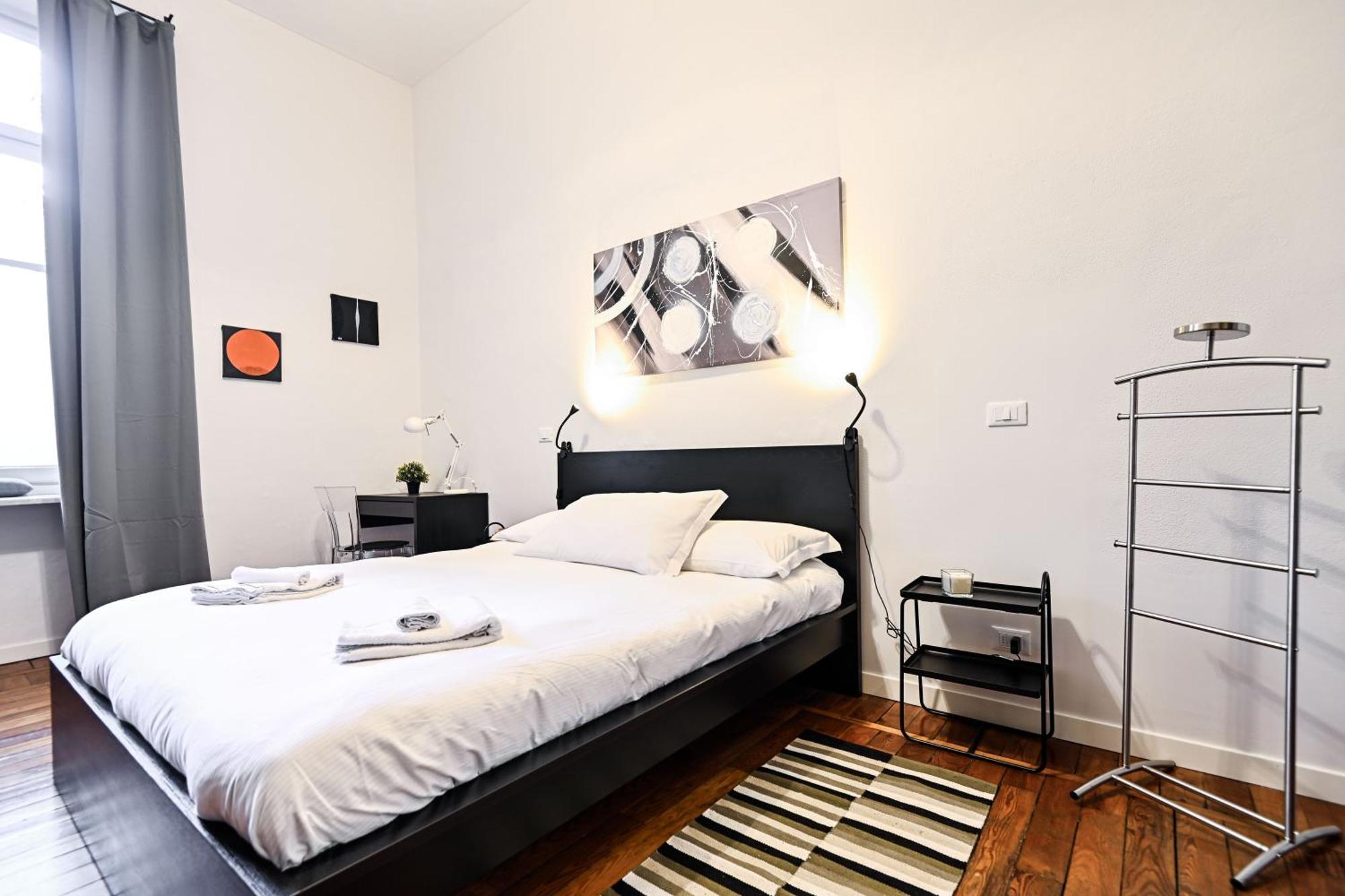 Top Living Apartments - Porta Susa Turin Exterior photo